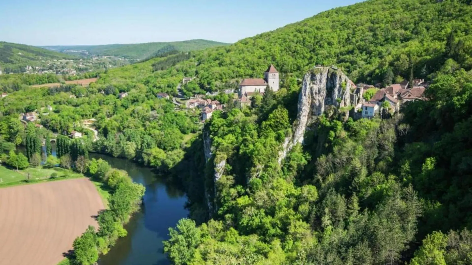 Holiday Home 1Km From The Gouffre De Padirac Francia