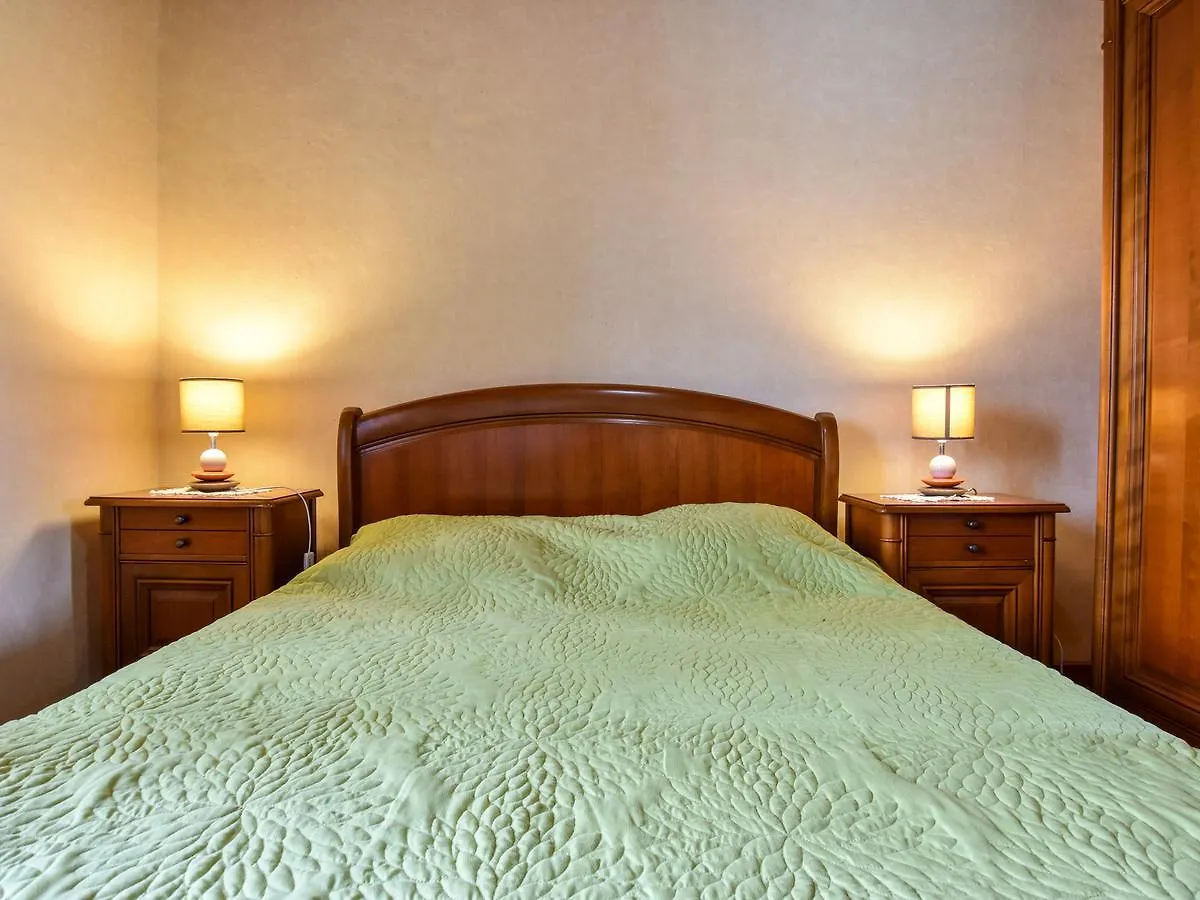 Holiday Home 1Km From The Gouffre De Padirac Francia